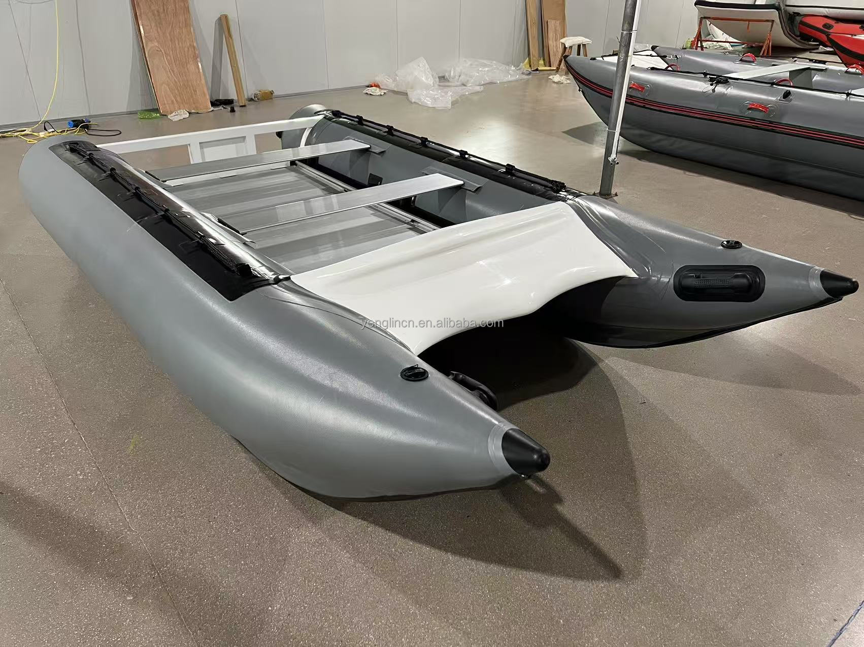 قارب زابكات ثاندركات كاتاماران - مراجعة Inflatable Boat 3.3M Pvc وسعره