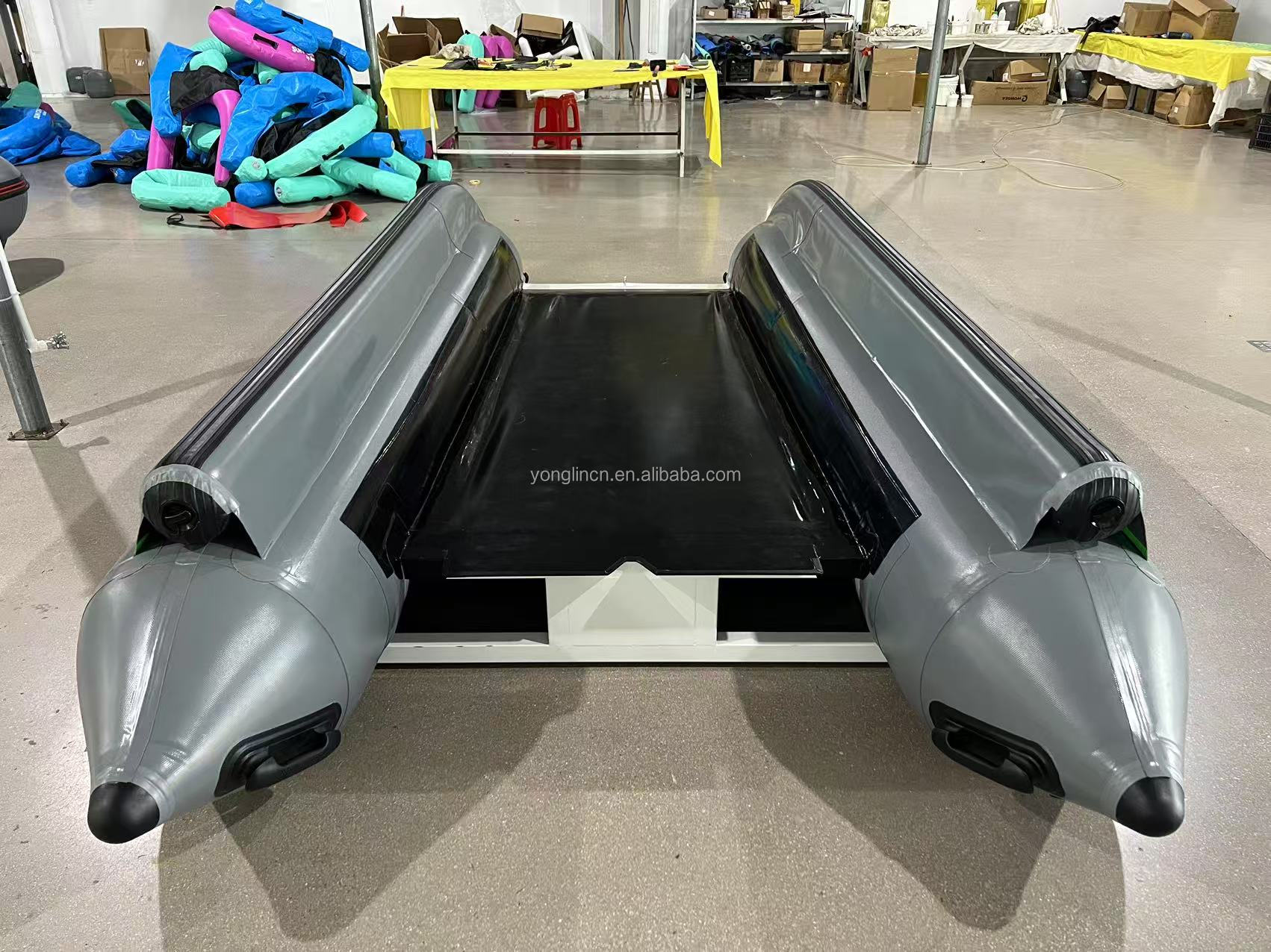 قارب زابكات ثاندركات كاتاماران - مراجعة Inflatable Boat 3.3M Pvc وسعره